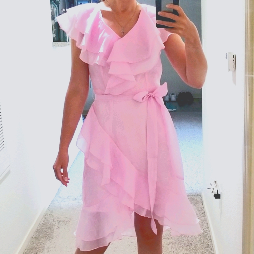 AVANTLOOK Flower Ruffle Pink Midi Dress Size M